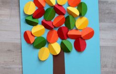 Arts And Crafts With Construction Paper 3d Paper Fall Tree Craft For Kids arts and crafts with construction paper|getfuncraft.com