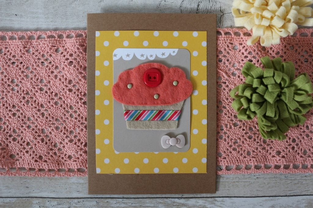 Awesome Papercraft Cards Ideas To Send Diy Handmade Felt Flower Hessian Bags And Felt Cupcake