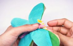 Butterfly Tissue Paper Craft 550px Nowatermark Make Tissue Paper Butterflies Step 25 Version 2 butterfly tissue paper craft |getfuncraft.com