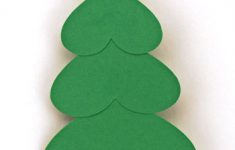 Construction Paper Holiday Crafts Heart Paper Christmas Tree Ornament Finished construction paper holiday crafts |getfuncraft.com