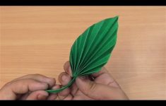 Easy To Make Paper Crafts Decorations From Patterned Paper And Cardstock How To Make Simple Easy Paper Leaf Diy Paper Craft Ideas Videos Tutorials