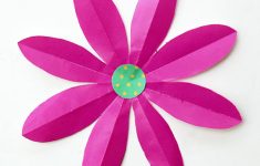 How To Make A Paper Flower Craft As Home Décor Folding Paper Flowers 8 Petals Kids Crafts Fun Craft