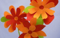 How To Make A Paper Flower Craft As Home Décor How To Make Paper Flowers Friday Fun Aunt Annies Crafts