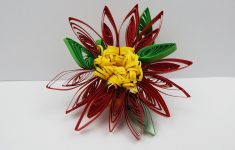 Learn Papercraft Quilling For Beginner Quilling Red Flower Paper Craft Quilling Red Flower Diy Paper Stripes Red Christmas Flower