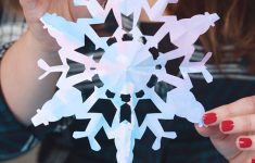 Magical Paper Snowflake Craft Ideas For Your Home How To Make Paper Snowflakes The Best Ideas For Kids