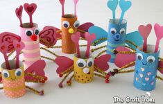 Paper Bag Valentine Crafts Tp Roll Love Bugs For Valentines Day paper bag valentine crafts |getfuncraft.com