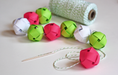 Paper Balls Craft Diy Paper Ball Garland paper balls craft|getfuncraft.com