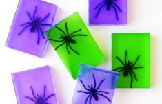 Paper Craft Ideas For Teenagers Fun Spider Soap Halloween Craft paper craft ideas for teenagers|getfuncraft.com
