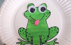 Paper Plate Frog Craft Preschool Frog Craft paper plate frog craft|getfuncraft.com