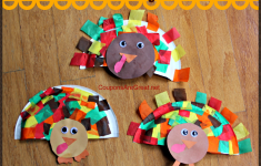 Paper Plate Thanksgiving Crafts Paper Plate Turkeys paper plate thanksgiving crafts|getfuncraft.com