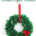 Paper Wreath Craft Christmas Kids Craft Tissue Paper Wreath paper wreath craft|getfuncraft.com