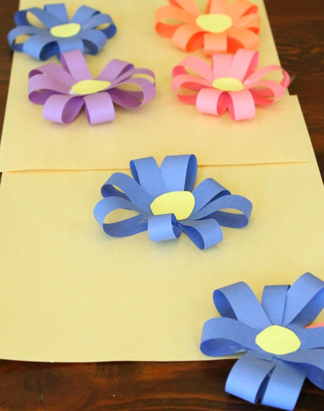 Papercraft Flowers For Kids  Simple 3d Paper Flowers How Wee Learn