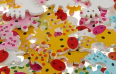Scrapbook Embellishment DIY with Materials around You 100 Pieces Giraffe Shape 2 Holes Wood Buttons Sewing Scrapbooking