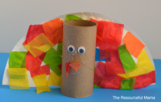 Tissue Paper Turkey Craft Toilet Paper Roll Turkey Preschooler tissue paper turkey craft |getfuncraft.com